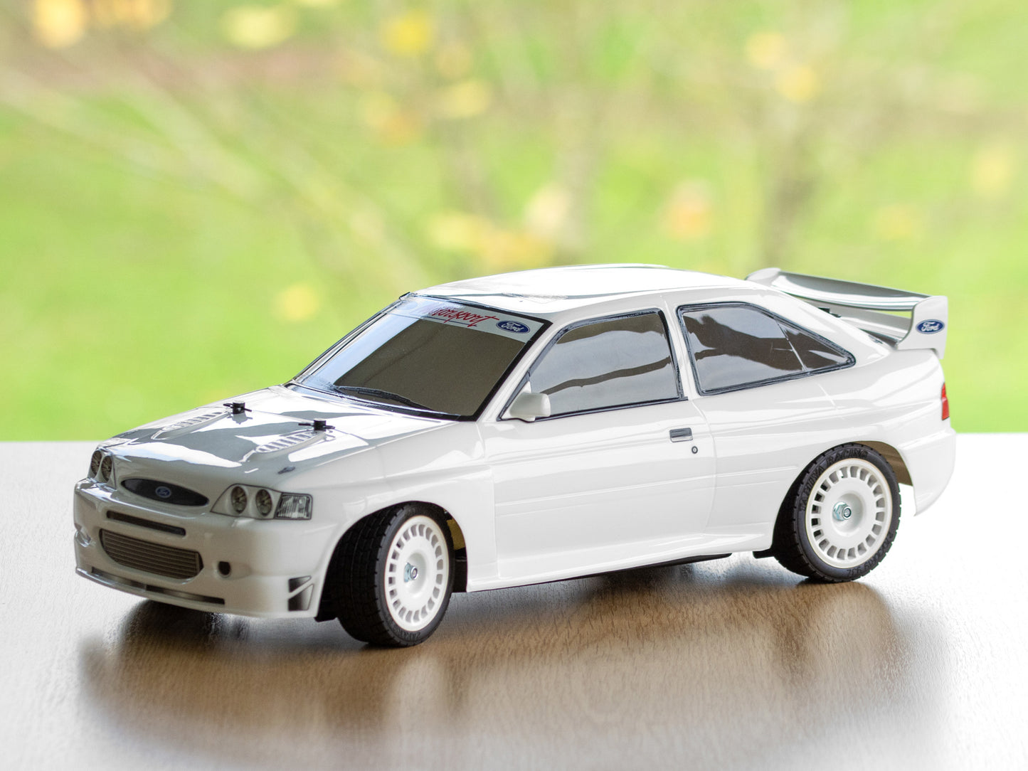Tamiya Ford Escort Cosworth 1998 (TT-02)