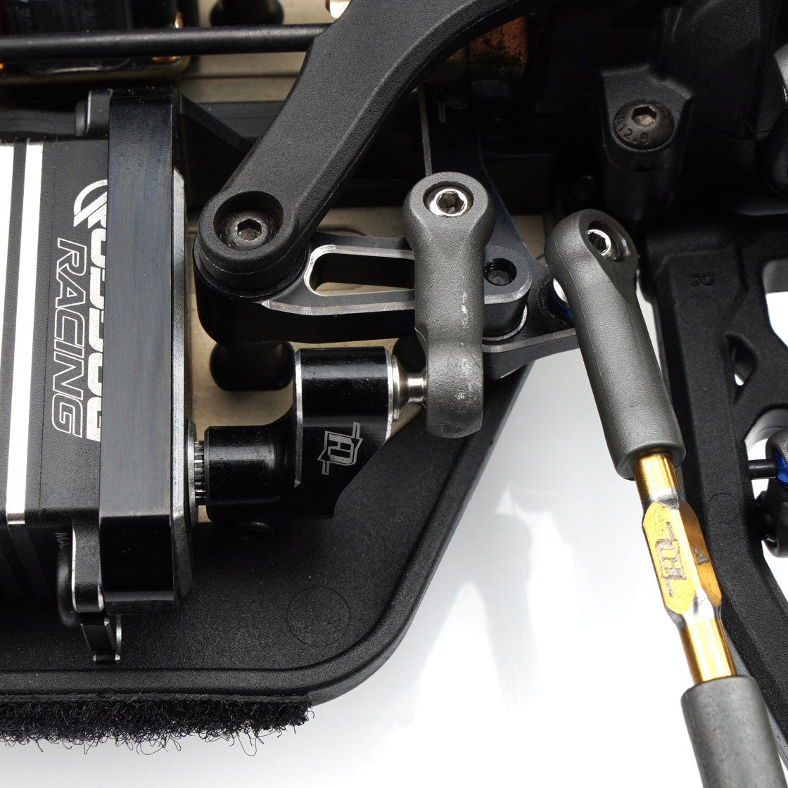 Revolution Design B84 +4mm Clamping Servo Horn 25T | 15.5mm